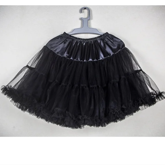 18-inch Underskirt Princess Puffy Mini Skirt NWOT - Picture 2 of 2